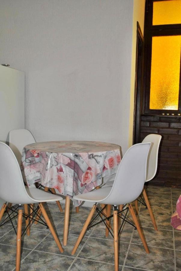 Apartmani Gradac Gradac  Εξωτερικό φωτογραφία